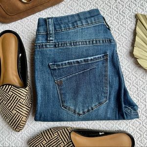 Mom ban jara Distressed Medium Blue Denim Skinny Jeans, Size 26 Boyfriend